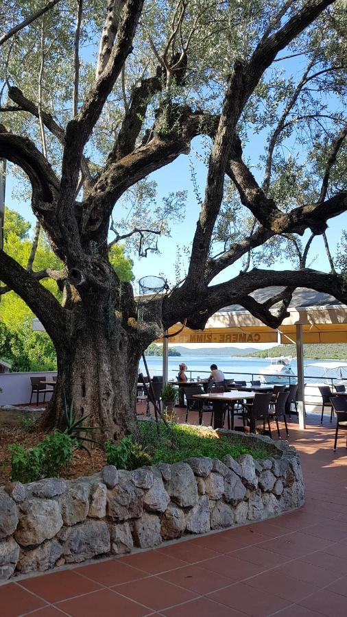 Pansion Alen - Dugi Otok Bed & Breakfast Luka  Dış mekan fotoğraf