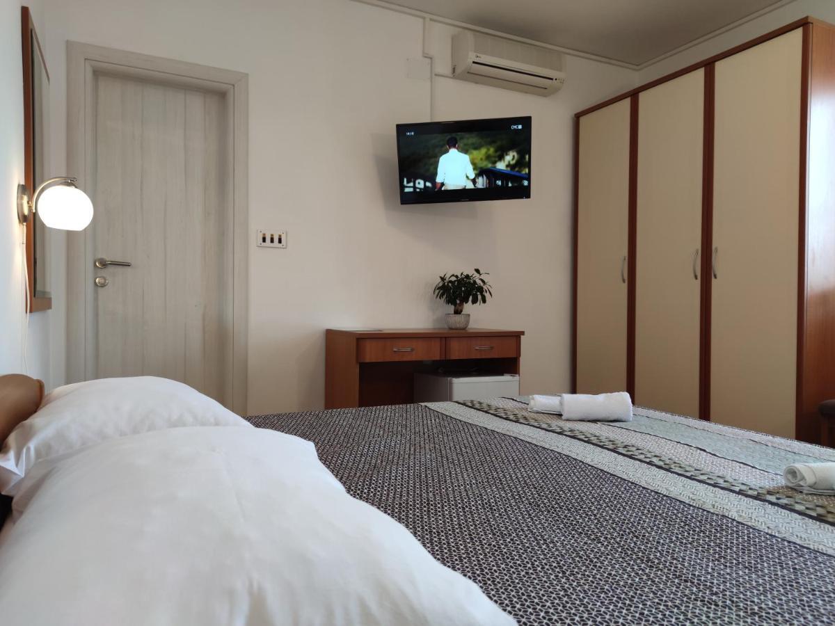 Pansion Alen - Dugi Otok Bed & Breakfast Luka  Dış mekan fotoğraf